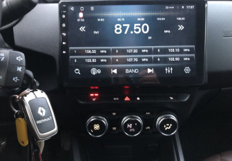 Подержанный автомобиль Renault Duster 2021 года (14 фото)