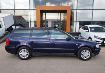 Подержанный автомобиль Volkswagen Passat Wagon 1999 года (4 фото)