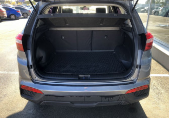 Подержанный автомобиль Hyundai Creta 2018 года (9 фото)