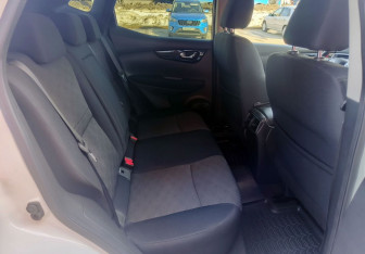 Подержанный автомобиль Nissan Qashqai 2016 года (16 фото)