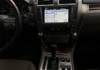 Подержанный автомобиль Lexus GX 2012 года (17 фото)