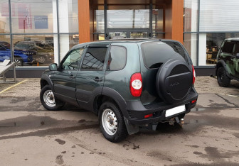 Подержанный автомобиль Chevrolet Niva 2020 года (7 фото)