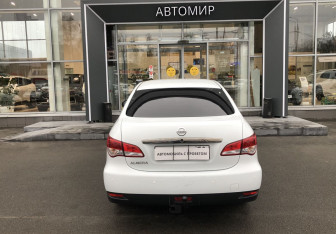 Подержанный автомобиль Nissan Almera Sedan 2018 года (6 фото)
