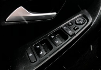 Подержанный автомобиль Hyundai Creta 2021 года (13 фото)