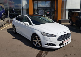 Подержанный автомобиль Ford Mondeo Sedan 2017 года (3 фото)