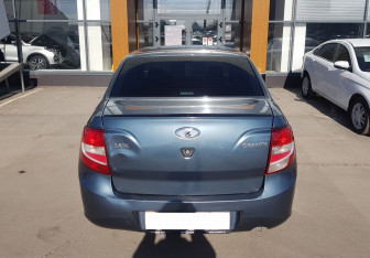 Подержанный автомобиль LADA (ВАЗ) Granta Sedan 2015 года (8 фото)