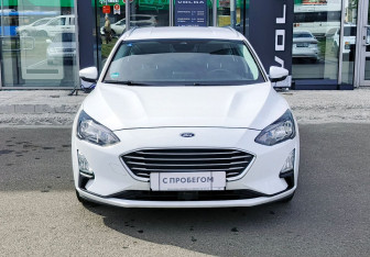Подержанный автомобиль Ford Focus Wagon 2020 года (2 фото)