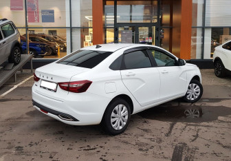 Подержанный автомобиль LADA (ВАЗ) Vesta Sedan 2024 года (5 фото)