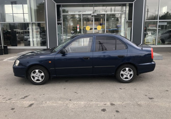 Подержанный автомобиль Hyundai Accent Sedan 2007 года (8 фото)