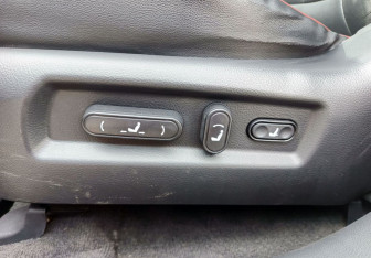 Подержанный автомобиль Hyundai Santa Fe 2009 года (18 фото)