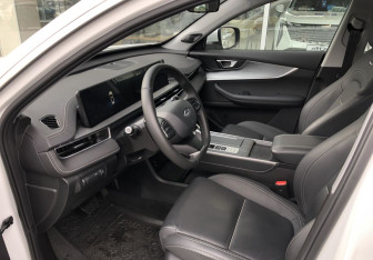 Подержанный автомобиль Chery Tiggo 7 Pro Max 2023 года (10 фото)