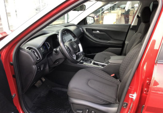 Подержанный автомобиль Hyundai Creta 2021 года (10 фото)