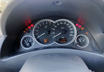 Подержанный автомобиль Opel Corsa 2005 года (12 фото)