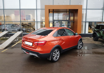 Подержанный автомобиль LADA (ВАЗ) Vesta Sedan 2018 года (5 фото)