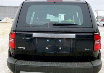 Новый Toyota Land Cruiser Prado 2024 (5 фото)