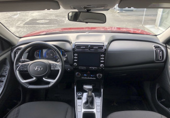 Подержанный автомобиль Hyundai Creta 2021 года (11 фото)
