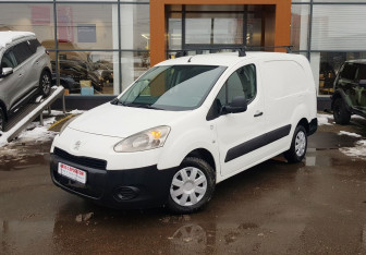 Подержанный автомобиль Peugeot Partner 2013 года (1 фото)