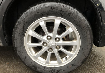 Подержанный автомобиль Mitsubishi Lancer Sedan 2012 года (15 фото)