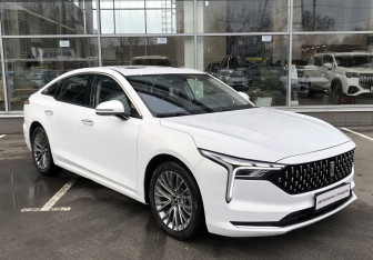 Подержанный автомобиль FAW Bestune B70 2023 года (3 фото)