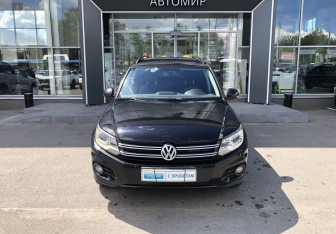 Подержанный автомобиль Volkswagen Tiguan 2011 года (2 фото)