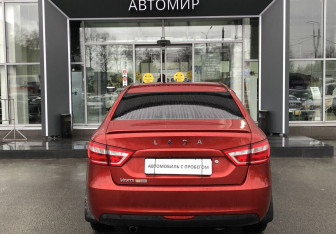 Подержанный автомобиль LADA (ВАЗ) Vesta Sedan 2016 года (6 фото)