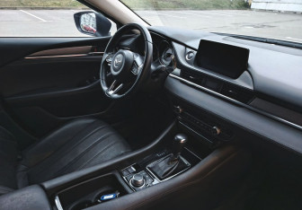 Подержанный автомобиль Mazda 6 Sedan 2023 года (14 фото)