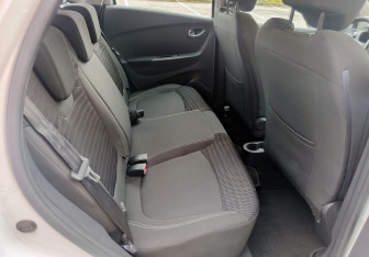 Подержанный автомобиль Renault Kaptur 2018 года (16 фото)