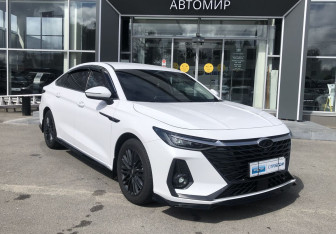 Подержанный автомобиль Chery Arrizo 8 2024 года (3 фото)