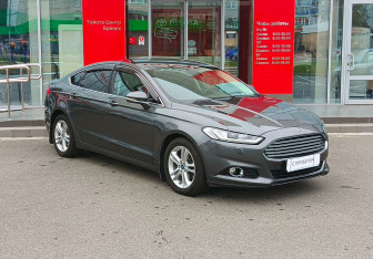 Подержанный автомобиль Ford Mondeo Sedan 2015 года (3 фото)