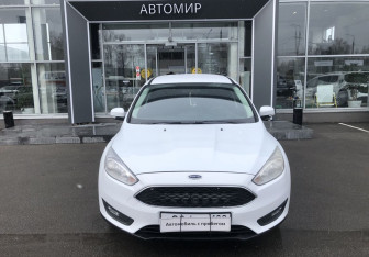 Подержанный автомобиль Ford Focus Wagon 2017 года (2 фото)