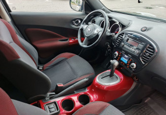 Подержанный автомобиль Nissan Juke 2011 года (14 фото)