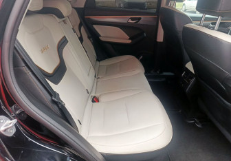 Подержанный автомобиль Haval Jolion 2023 года (16 фото)