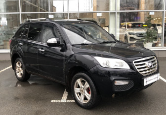 Подержанный автомобиль Lifan X60 2014 года (3 фото)