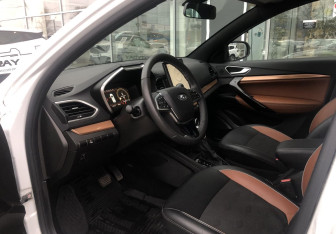 Подержанный автомобиль LADA (ВАЗ) Vesta Wagon 2024 года (9 фото)