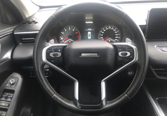 Подержанный автомобиль Haval Jolion 2024 года (12 фото)