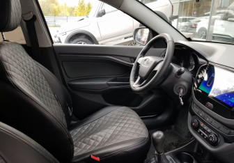 Подержанный автомобиль LADA (ВАЗ) Vesta Wagon 2020 года (9 фото)