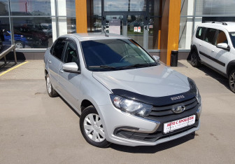 Подержанный автомобиль LADA (ВАЗ) Granta Sedan 2021 года (3 фото)