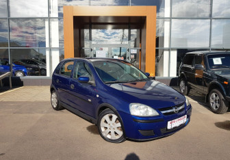 Подержанный автомобиль Opel Corsa 2002 года (3 фото)