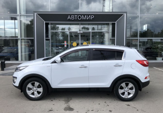 Подержанный автомобиль Kia Sportage 2012 года (8 фото)
