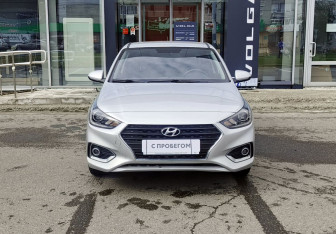 Подержанный автомобиль Hyundai Solaris Sedan 2019 года (2 фото)