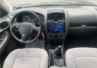 Подержанный автомобиль Hyundai Santa Fe 2008 года (10 фото)