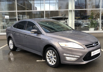 Подержанный автомобиль Ford Mondeo Sedan 2011 года (3 фото)