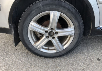 Подержанный автомобиль Volkswagen Bora Sedan 1998 года (16 фото)