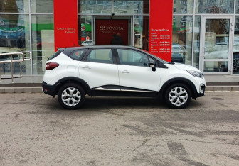 Подержанный автомобиль Renault Kaptur 2016 года (4 фото)