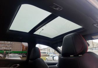 Подержанный автомобиль Geely Coolray 2024 года (19 фото)