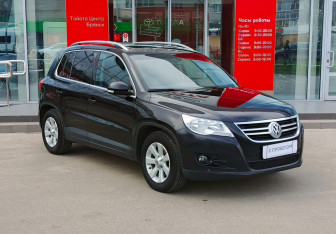 Подержанный автомобиль Volkswagen Tiguan 2008 года (3 фото)