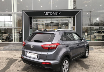 Подержанный автомобиль Hyundai Creta 2020 года (5 фото)