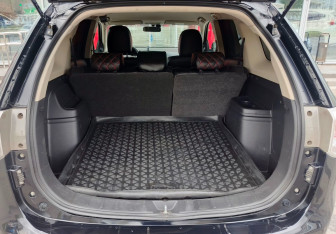 Подержанный автомобиль Mitsubishi Outlander 2013 года (12 фото)