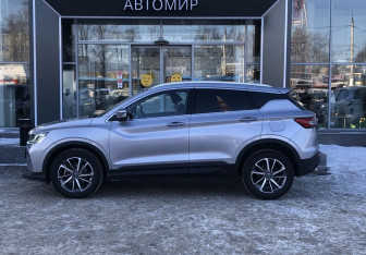 Подержанный автомобиль Geely Coolray 2020 года (8 фото)