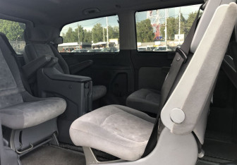Подержанный автомобиль Mercedes-Benz Viano 2004 года (11 фото)